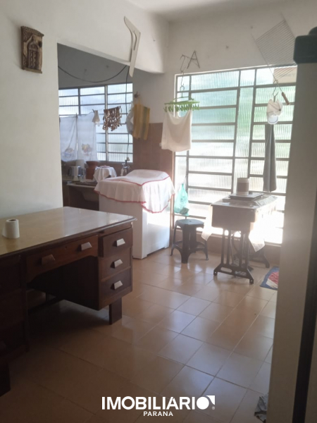 Residência para  Venda em Umuarama pela Caetano & Otávio