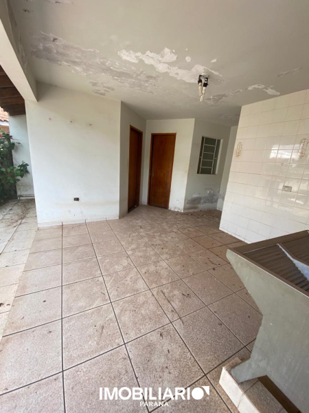 Residência para  Venda em Umuarama pela Caetano & Otávio