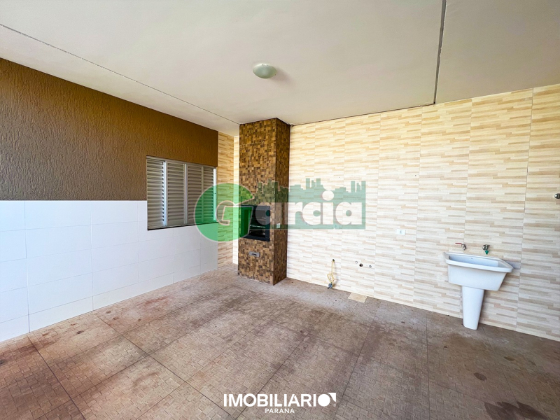 Residência para  Venda em Umuarama pela Garcia Imóveis