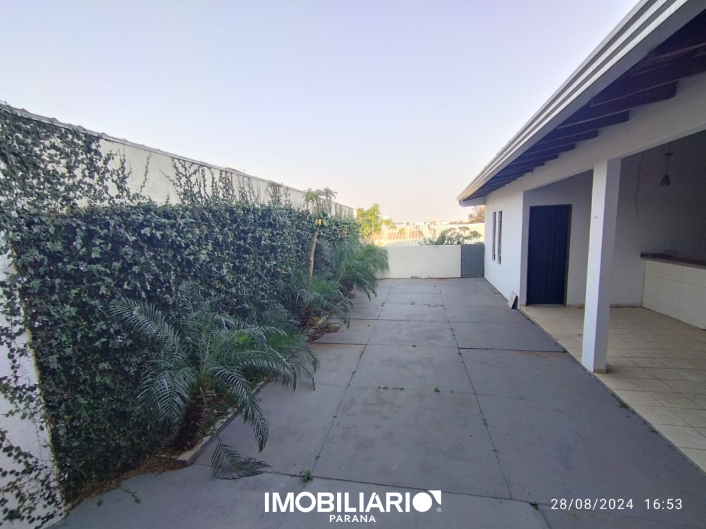 Residência para  Venda em Umuarama pela Garcia Imóveis