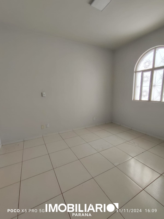 Sala Comercial para  Alugar em Umuarama pela Delta