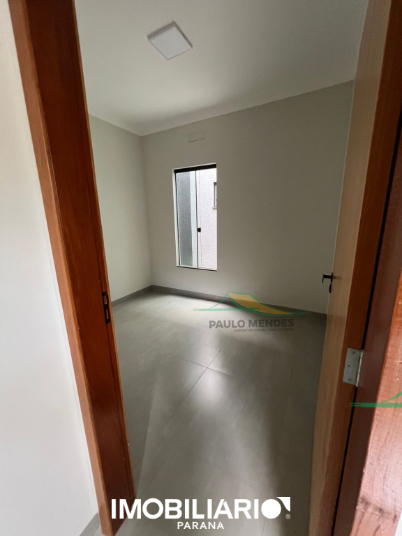 1 SUÍTE MAIS 2 QUARTOS