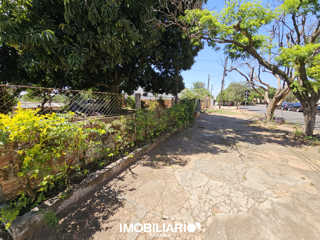 FRENTE COLÉGIO PAULO FREIRE