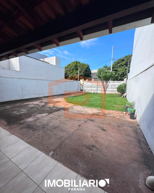 Residência para  Venda em Umuarama pela Peteno Imóveis