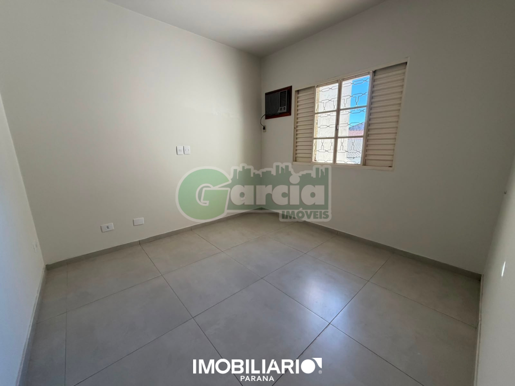 Sobrado para  Alugar em Umuarama pela Garcia Imóveis
