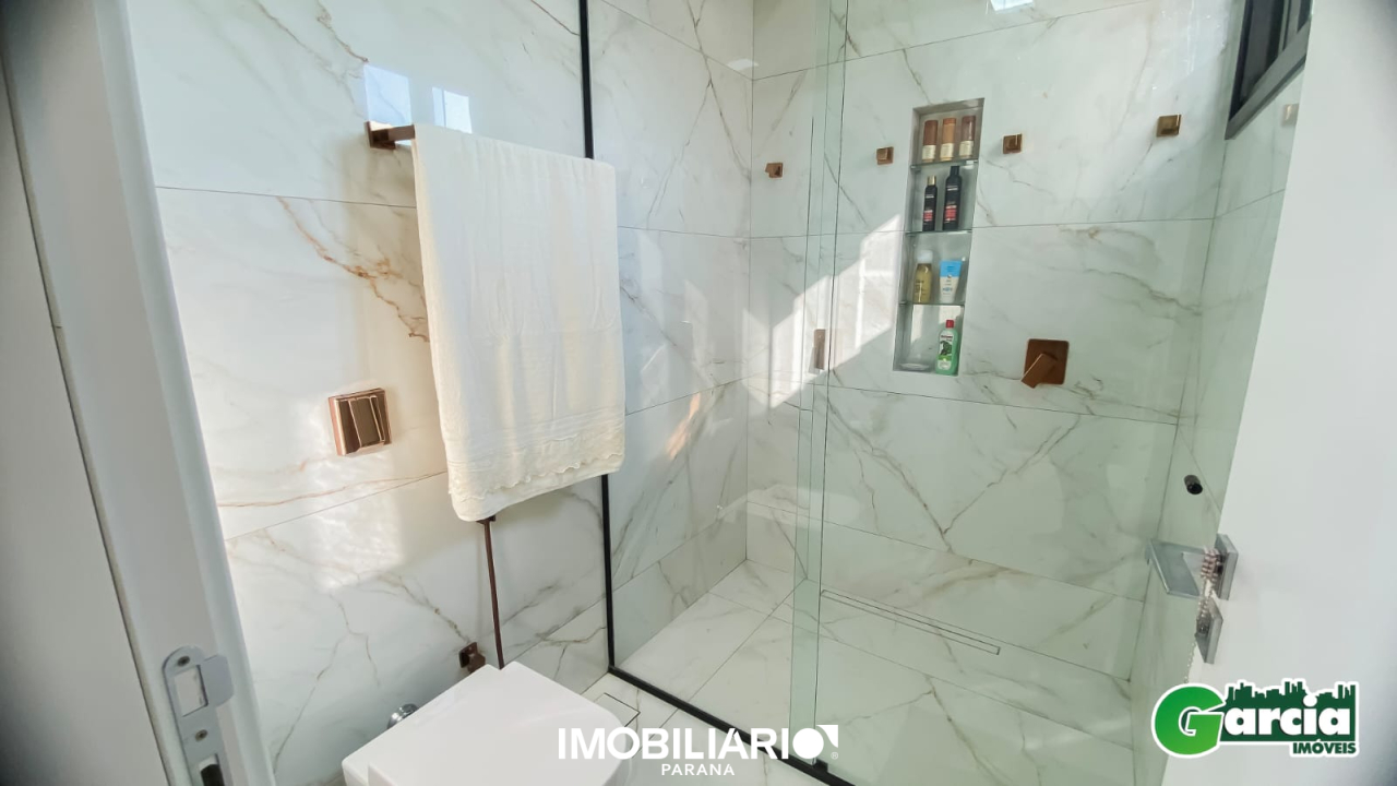 Residência para  Venda em Umuarama pela Garcia Imóveis