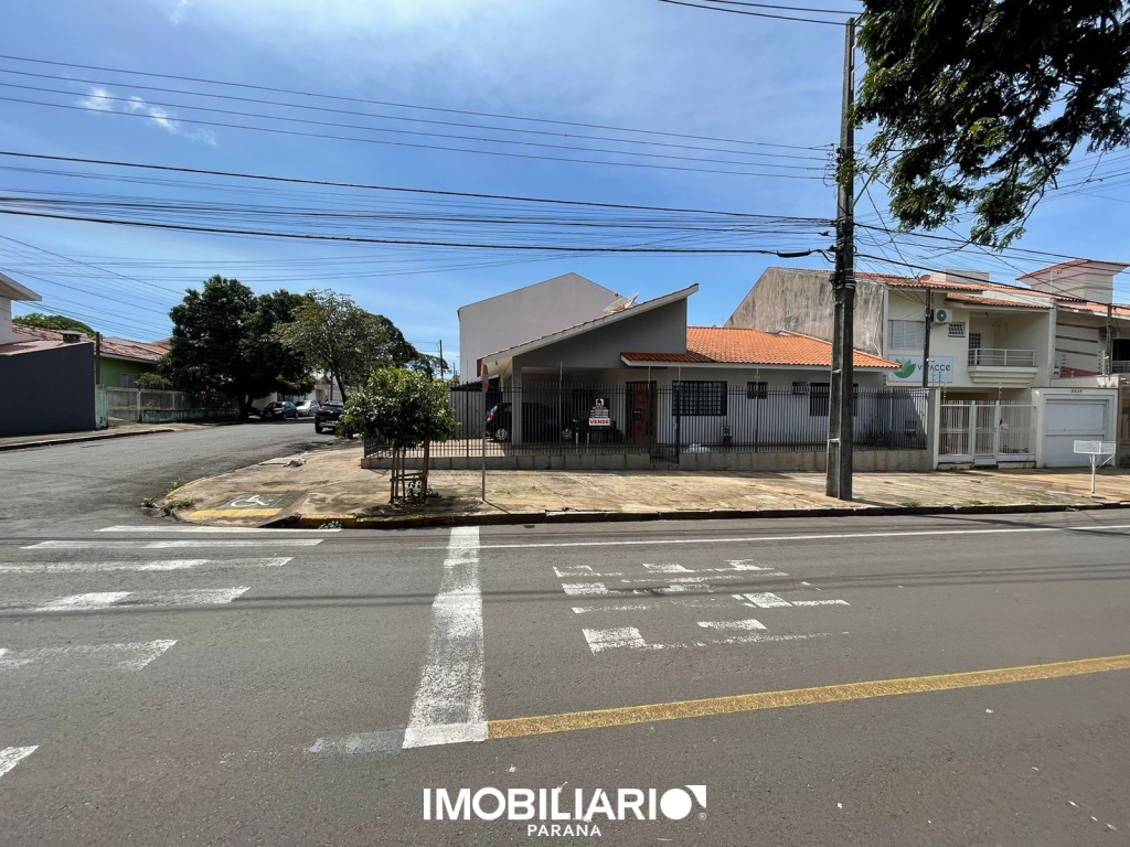 Residência para  Venda em Umuarama pela Babolim