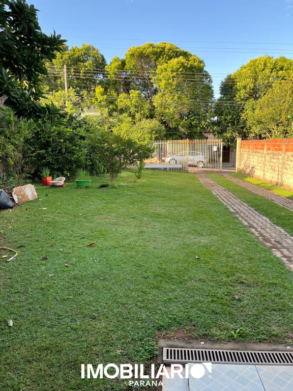 Residência para  Venda em Umuarama pela Elisia Neves