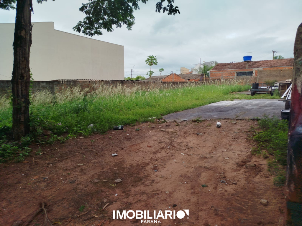 Terreno para  Venda em Umuarama pela FBF Capital