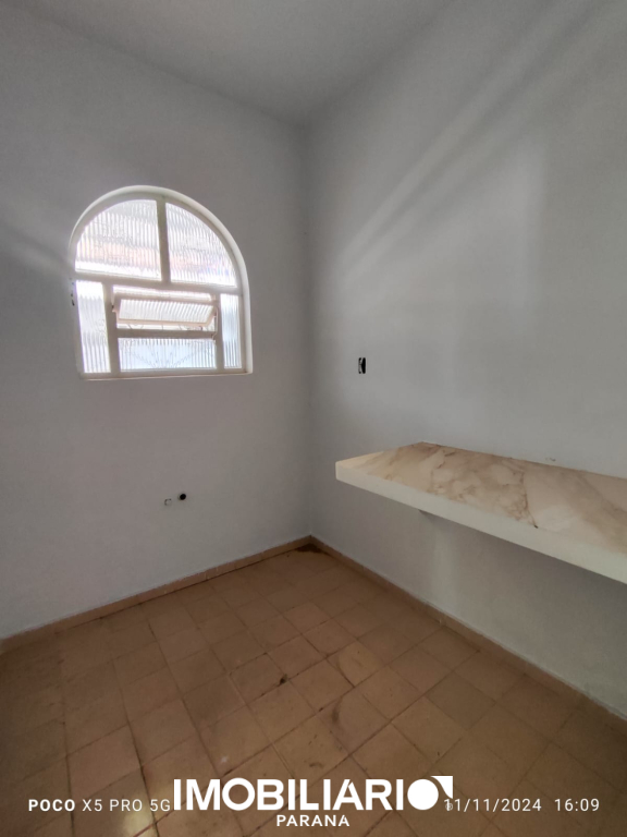 Sala Comercial para  Alugar em Umuarama pela Delta