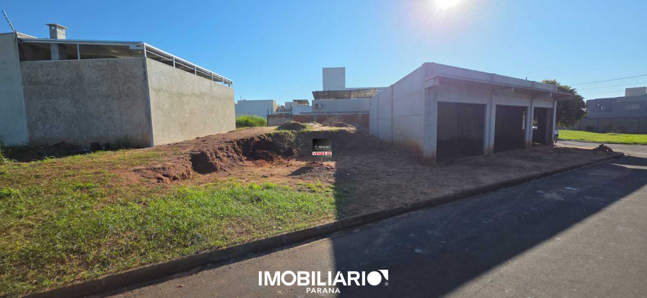 Salão Comercial para  Venda em Umuarama pela Araujo