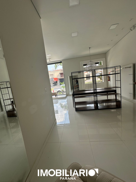 Sala Comercial para  Alugar em Umuarama pela Caetano & Otávio