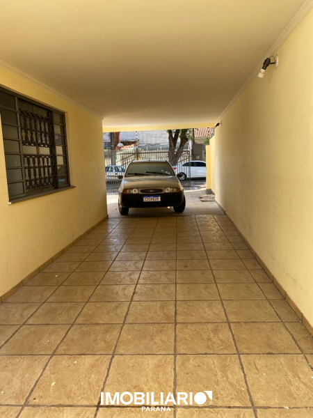 Residência para  Venda em Umuarama pela Caetano & Otávio