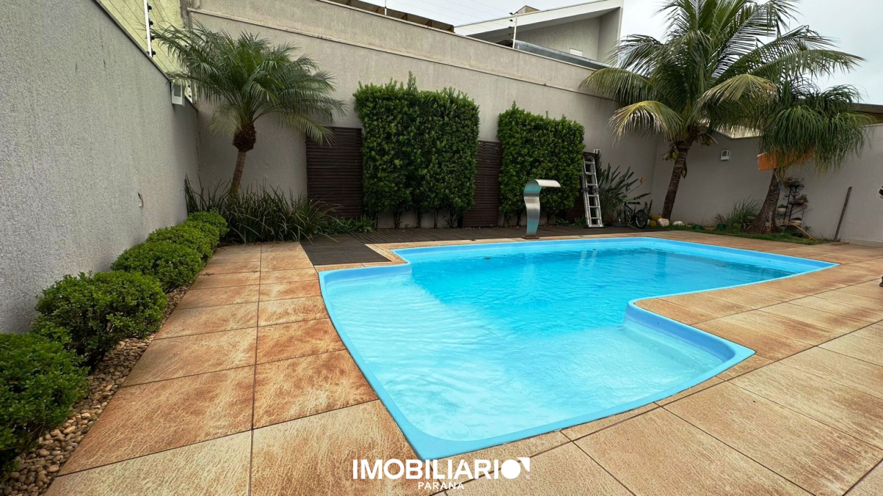 Sobrado para  Venda em Umuarama pela Elisia Neves