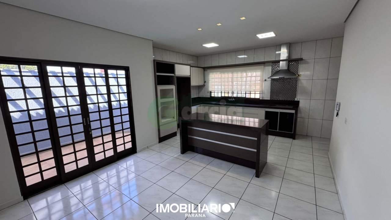 Residência para  Venda em Umuarama pela Garcia Imóveis