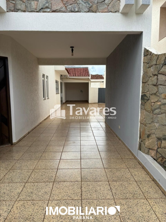 Sobrado para  Alugar em Umuarama pela Tavares