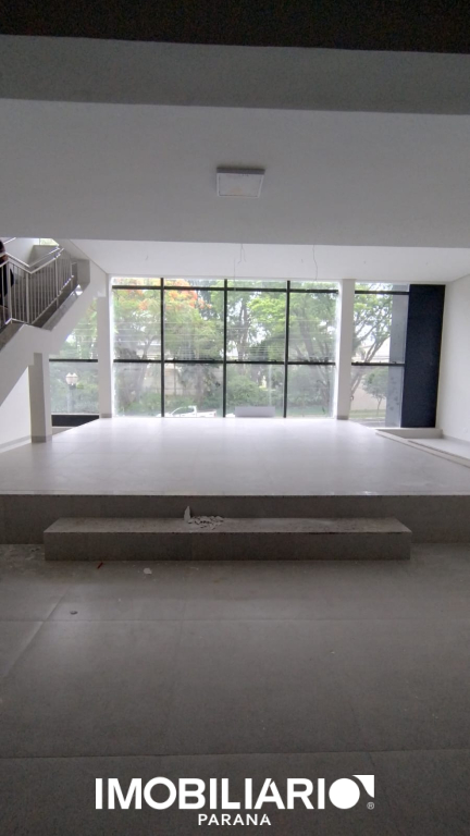 Prédio Comercial para  Alugar em Umuarama pela Bom Imóveis