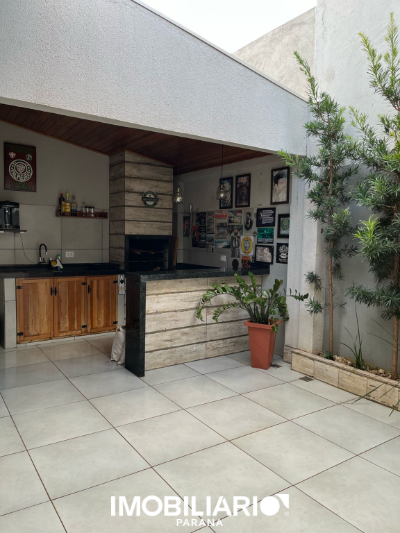 Residência para  Venda em Umuarama pela Araujo