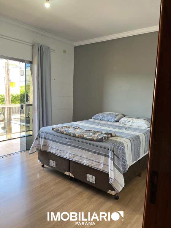 Sobrado para  Venda em Umuarama pela Elisia Neves