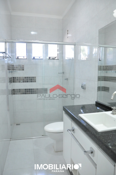 Residência para  Venda em Umuarama pela Paulo Sergio