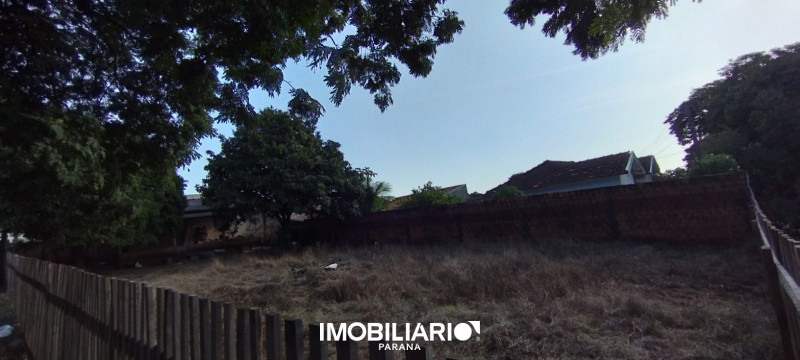 Terreno para  Venda em Umuarama pela Delta