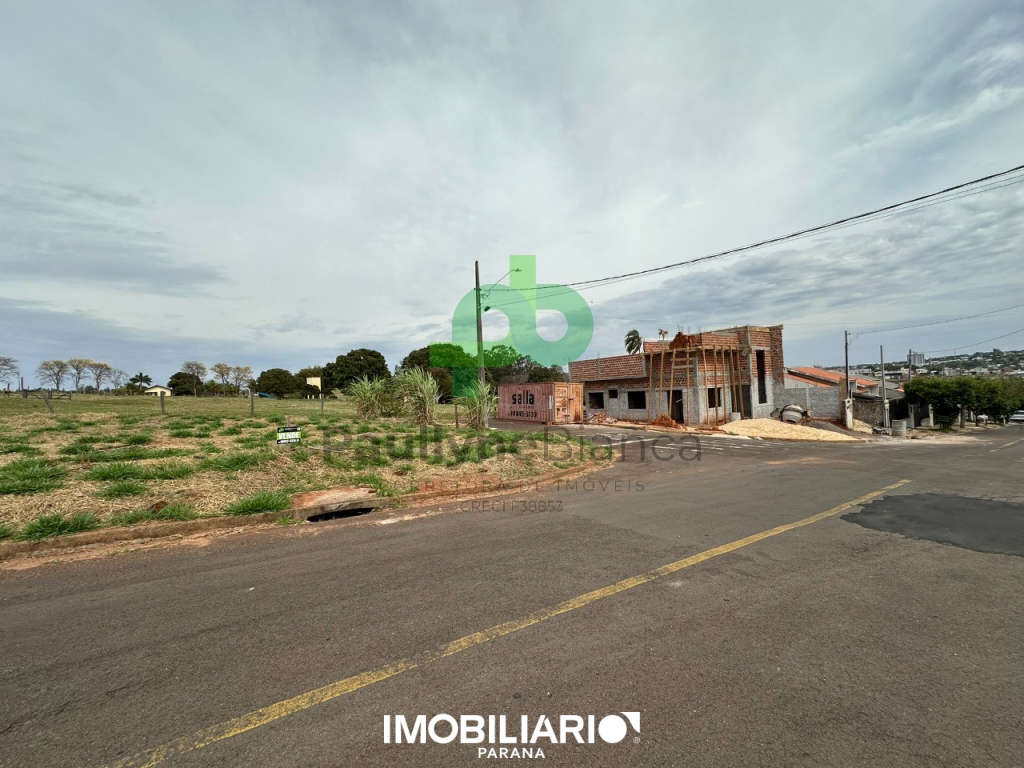 Terreno para  Venda em Umuarama pela Paullyne Bianca corretora de imóveis