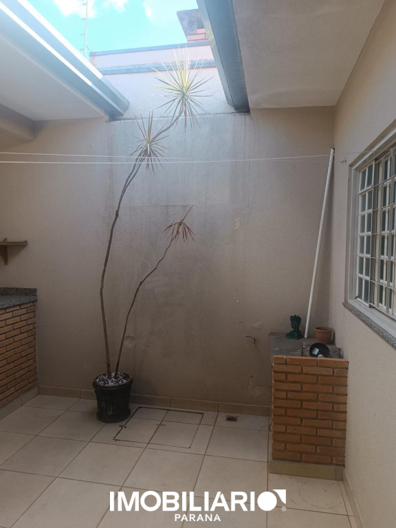 Comercial E Residencial para  Venda em Campo Mourão pela Casa fácil