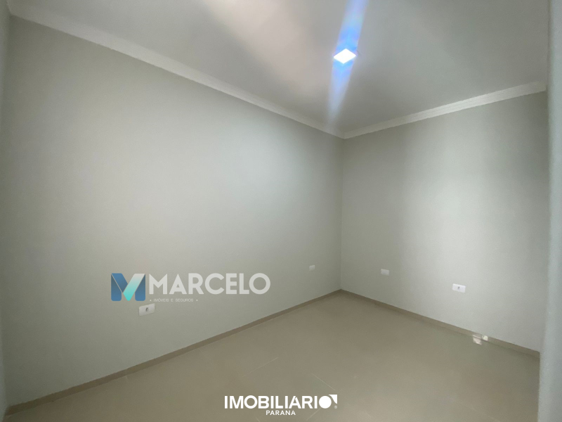 Residência para  Venda em Umuarama pela Marcelo