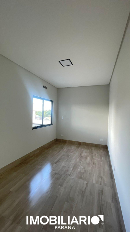 Sobrado para  Venda em Campo Mourão pela Casa fácil