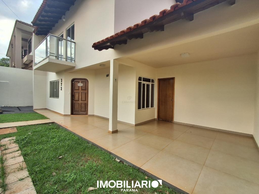 Sobrado para  Venda em Campo Mourão pela Casa fácil