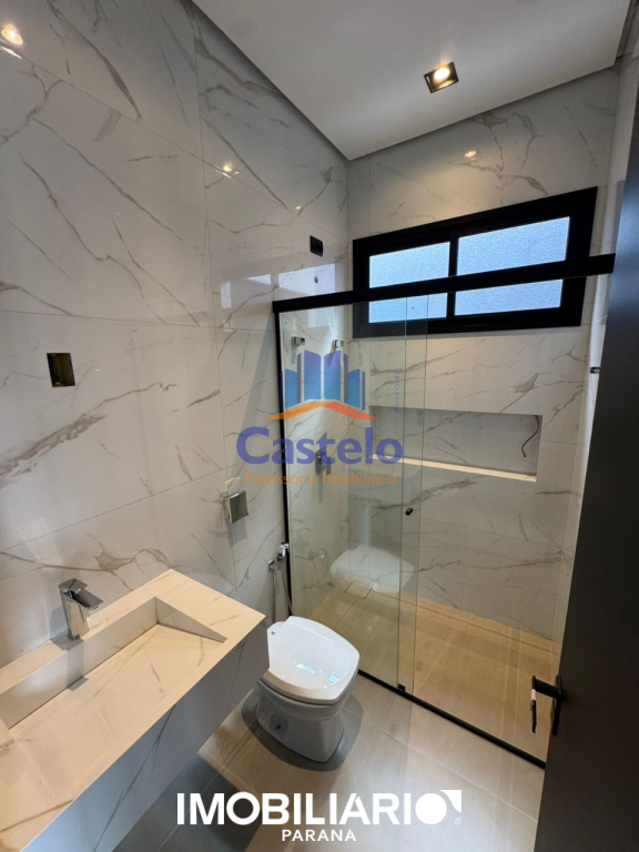 Residência para  Venda em Umuarama pela Castelo Assessoria Imobiliária