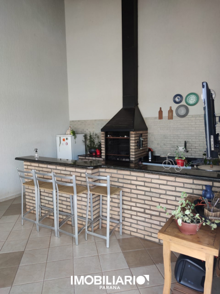 Residência para  Venda em Umuarama pela Delta