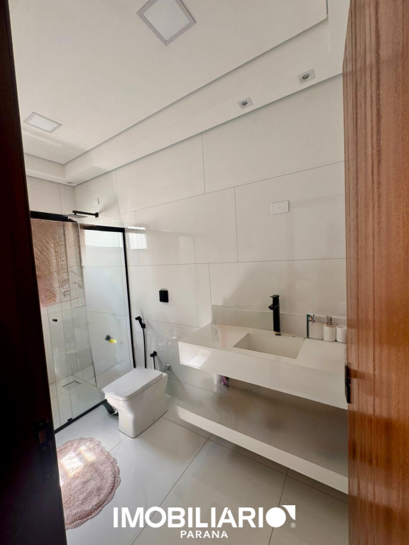 Residência para  Alugar em Umuarama pela Bom Imóveis