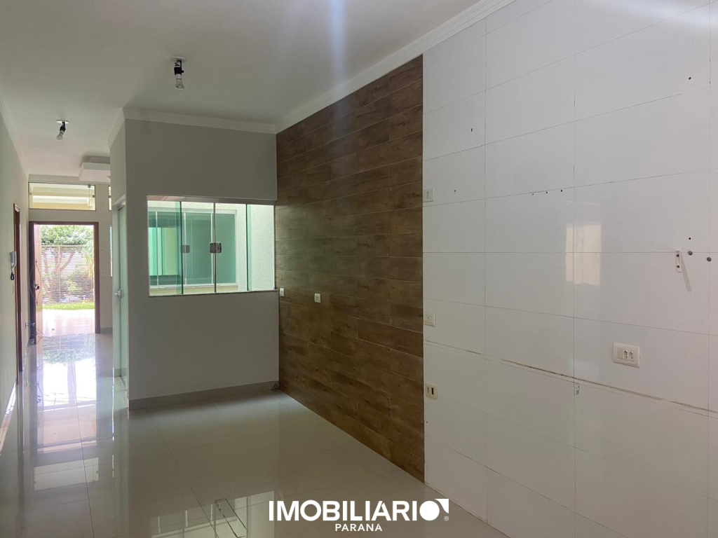 Residência para  Venda em Umuarama pela Elisia Neves