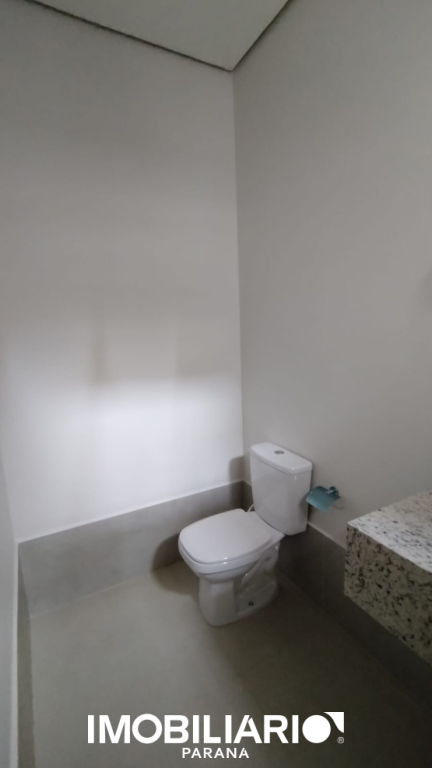 Prédio Comercial para  Alugar em Umuarama pela Bom Imóveis