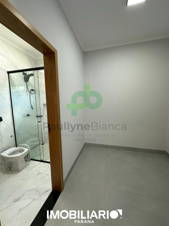 Residência para  Venda em Umuarama pela Paullyne Bianca corretora de imóveis