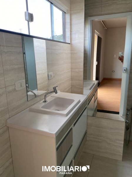 Sobrado para  Venda em Umuarama pela ABC consultoria imobiliária