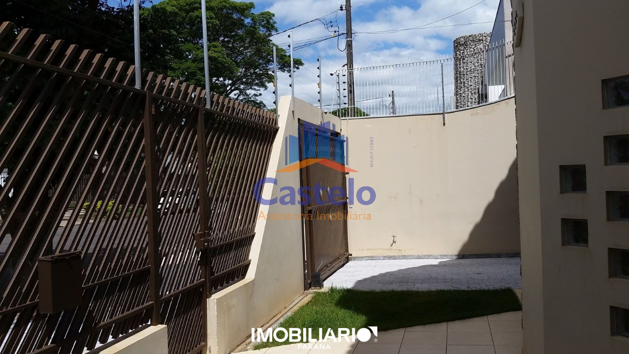 Residência para  Venda em Umuarama pela Castelo Assessoria Imobiliária