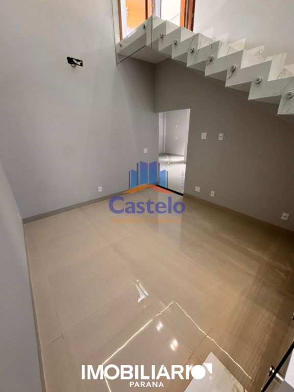 Sobrado para  Venda em Umuarama pela Castelo Assessoria Imobiliária