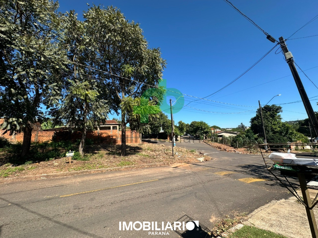 Terreno para  Venda em Umuarama pela Paullyne Bianca corretora de imóveis