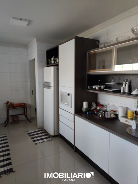 Residência para  Venda em Umuarama pela Delta