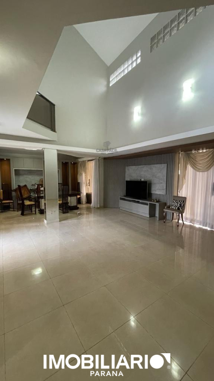 Sobrado para  Venda em Campo Mourão pela Casa fácil