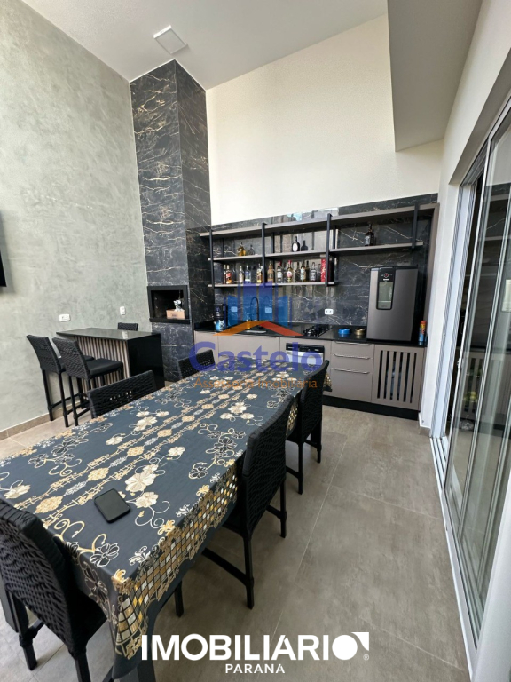 Casa Em Condomínio para  Venda em Umuarama pela Castelo Assessoria Imobiliária