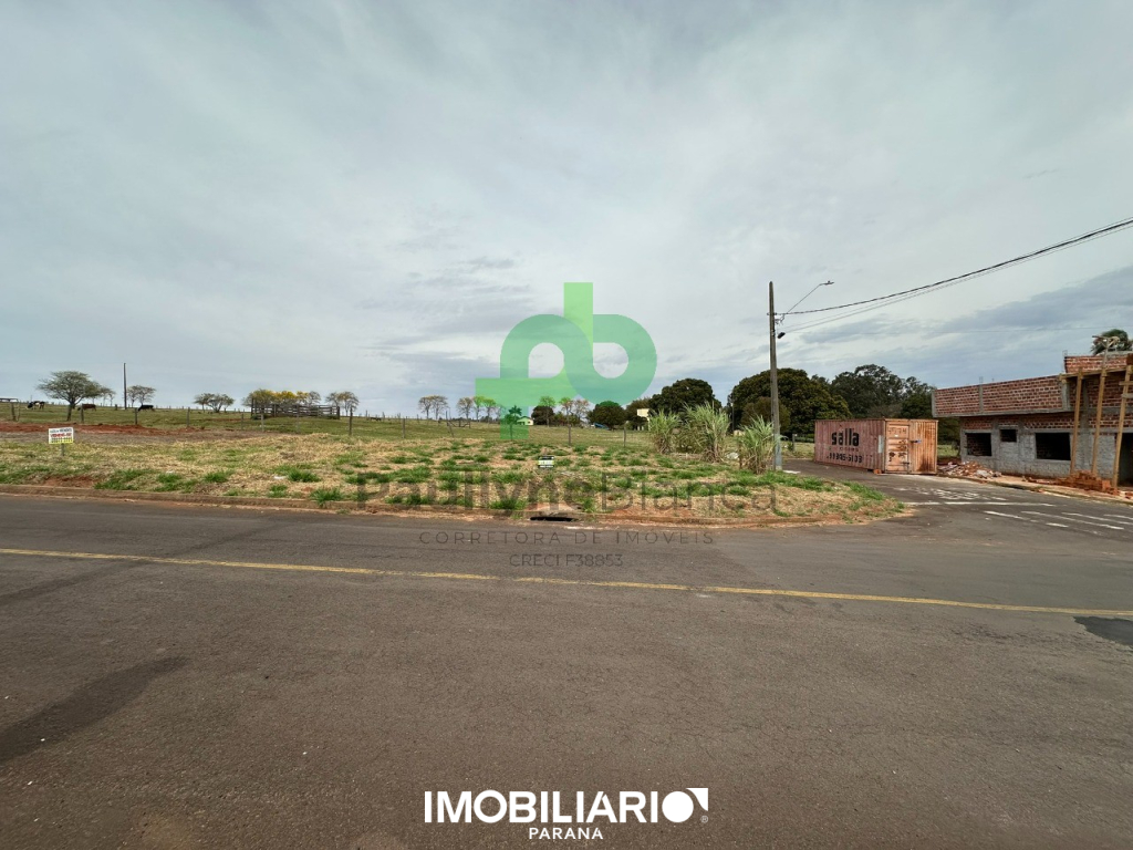 Terreno para  Venda em Umuarama pela Paullyne Bianca corretora de imóveis