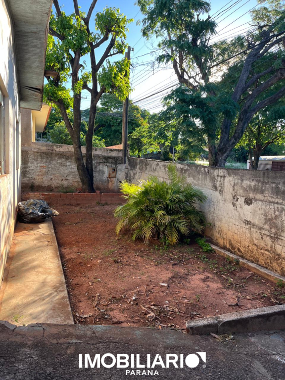 Residência para  Venda em Umuarama pela Elisia Neves