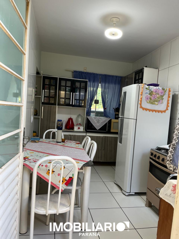 Residência para  Venda em Umuarama pela Elisia Neves