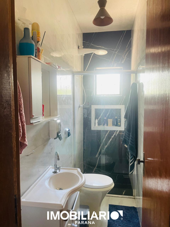 Residência para  Venda em Umuarama pela Elisia Neves