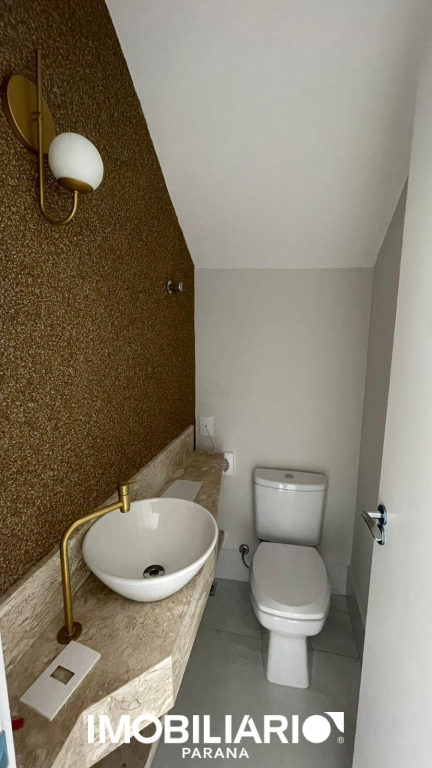 Sobrado para  Venda em Campo Mourão pela Casa fácil