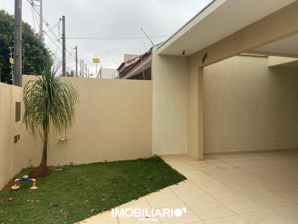 Residência para  Venda em Umuarama pela Elisia Neves