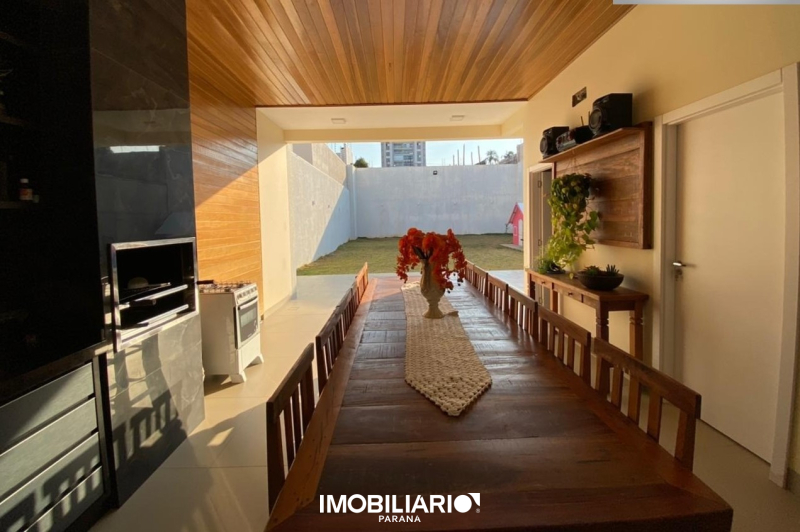 Residência para  Venda em Umuarama pela Bom Imóveis